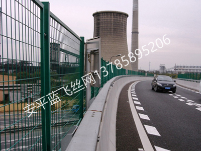 公路护栏网-2.jpg